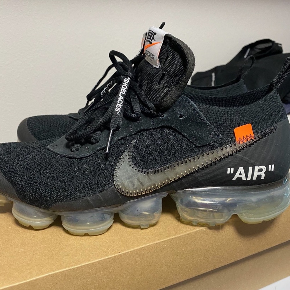 Nike Off-White Vapormax Black. Men’s 8.5.